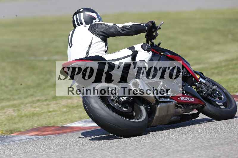 /44 09.08.2025 Plüss Moto Sport ADR/Freies Fahren/12